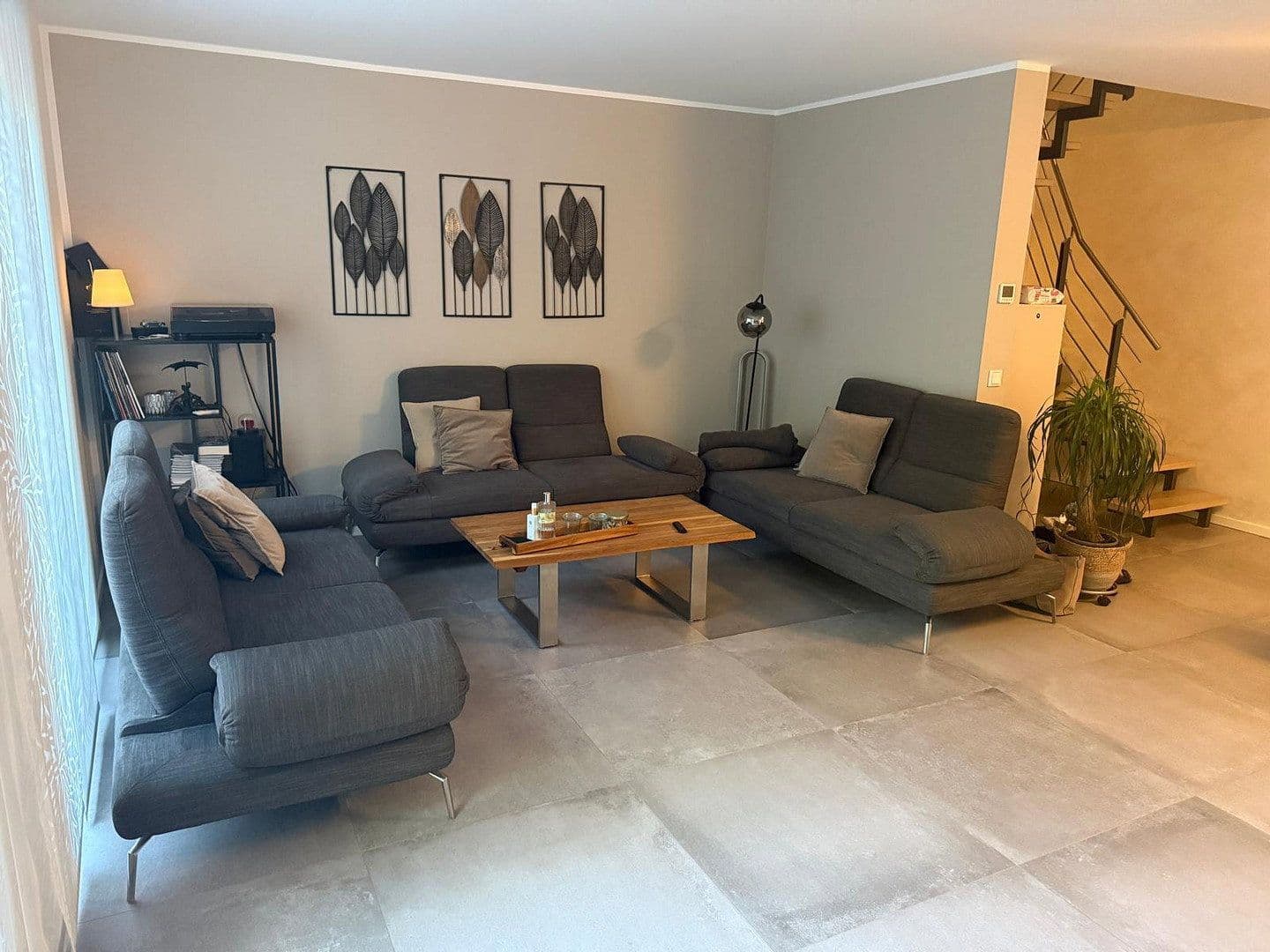 Predaj domu 152 m², pozemek 264 m², Nieder-Olm, Porýnie-Falcko Predaj domu 152 m², pozemek 264 m², Nieder-Olm, Porýnie-Falcko
