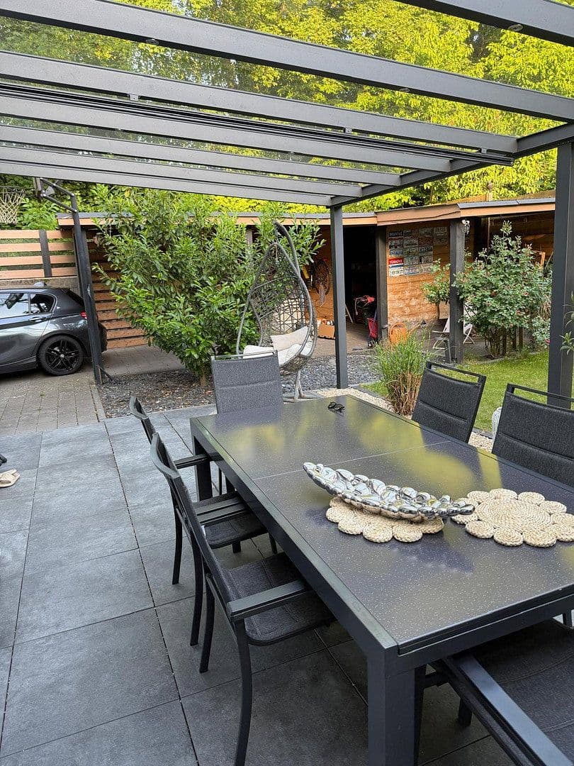Predaj domu 152 m², pozemek 264 m², Nieder-Olm, Porýnie-Falcko Predaj domu 152 m², pozemek 264 m², Nieder-Olm, Porýnie-Falcko