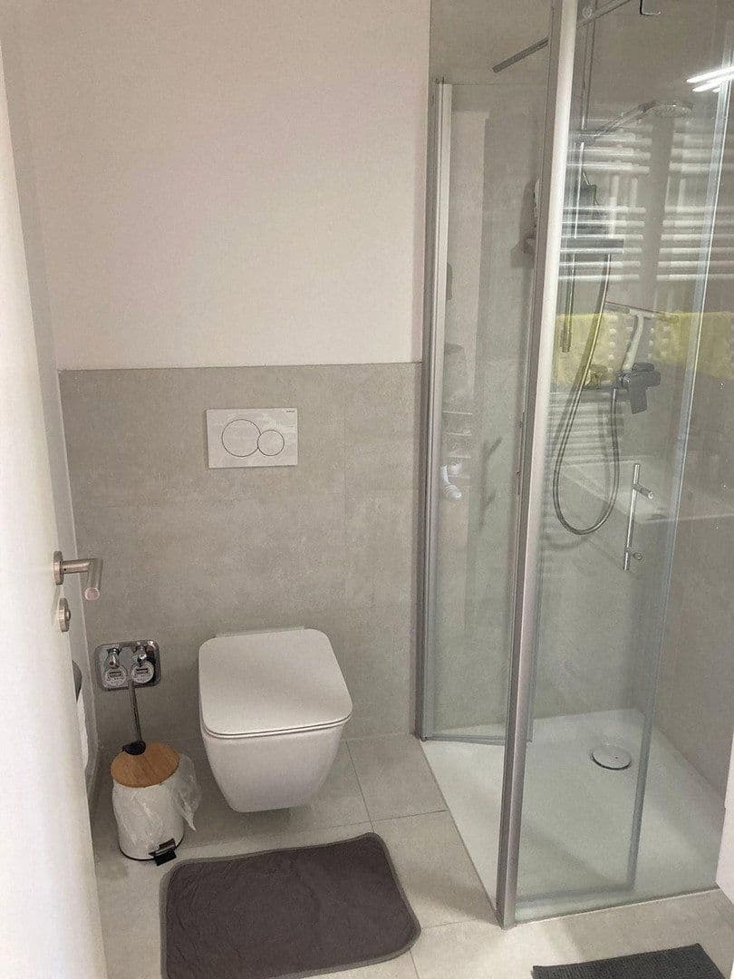 Prenájom bytu 1-izbový 34 m², Düsseldorf, Severné Porýnie - Westfálsko Prenájom bytu 1-izbový 34 m², Düsseldorf, Severné Porýnie - Westfálsko