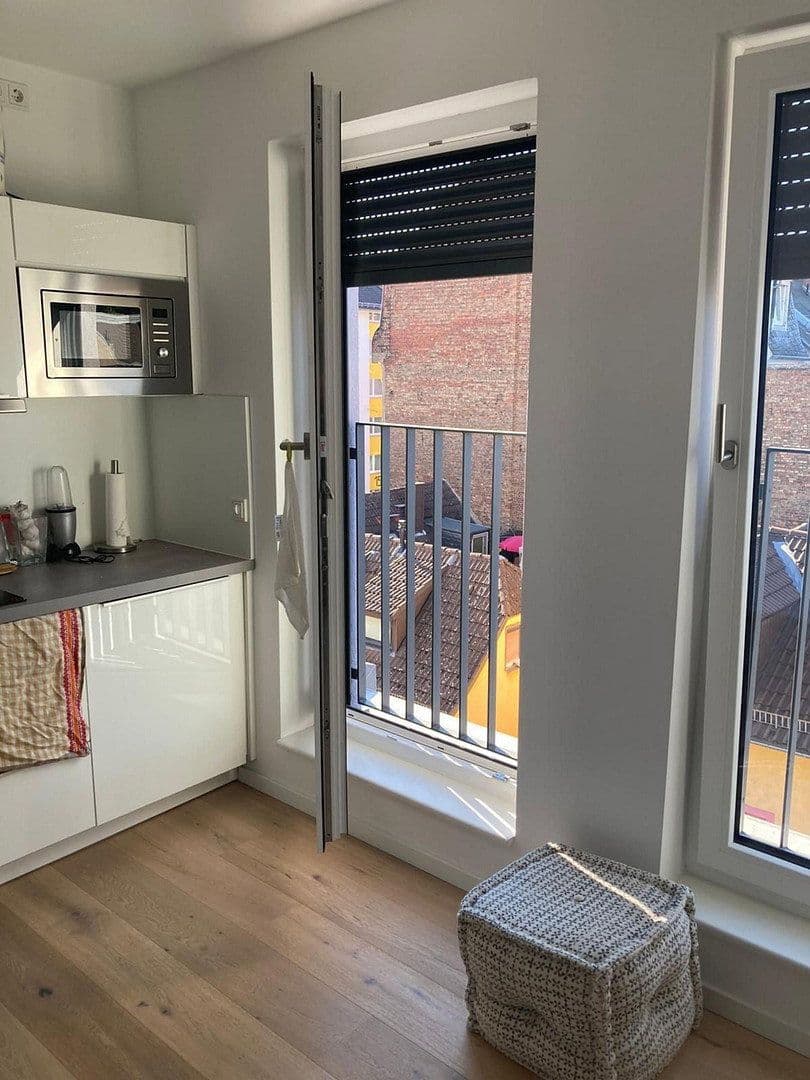 Prenájom bytu 1-izbový 34 m², Düsseldorf, Severné Porýnie - Westfálsko Prenájom bytu 1-izbový 34 m², Düsseldorf, Severné Porýnie - Westfálsko