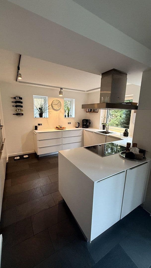 Prenájom domu 200 m², pozemek 1.333 m², Seevetal, Dolné Sasko Prenájom domu 200 m², pozemek 1.333 m², Seevetal, Dolné Sasko