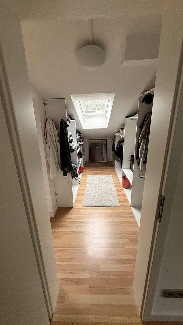 Prenájom domu 200 m², pozemek 1.333 m², Seevetal, Dolné Sasko Prenájom domu 200 m², pozemek 1.333 m², Seevetal, Dolné Sasko
