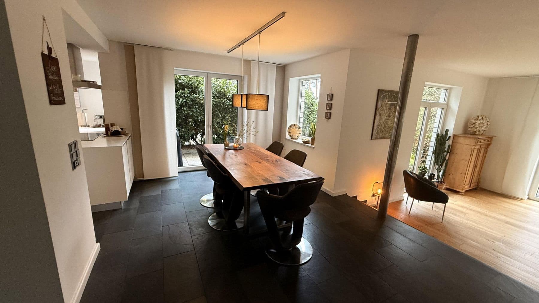Prenájom domu 200 m², pozemek 1.333 m², Seevetal, Dolné Sasko Prenájom domu 200 m², pozemek 1.333 m², Seevetal, Dolné Sasko