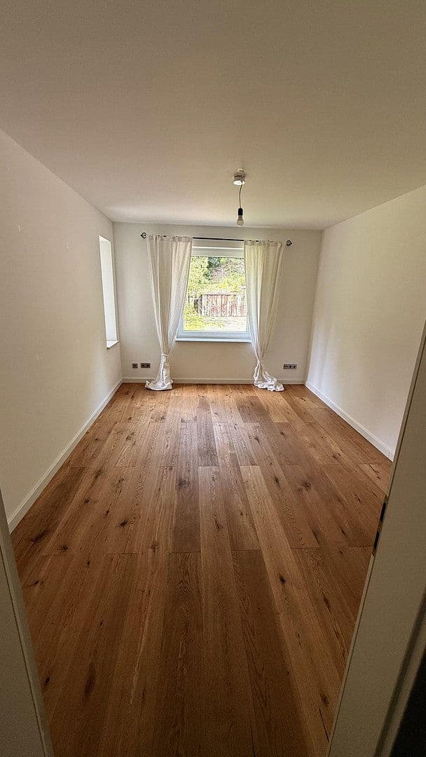 Prenájom domu 200 m², pozemek 1.333 m², Seevetal, Dolné Sasko Prenájom domu 200 m², pozemek 1.333 m², Seevetal, Dolné Sasko