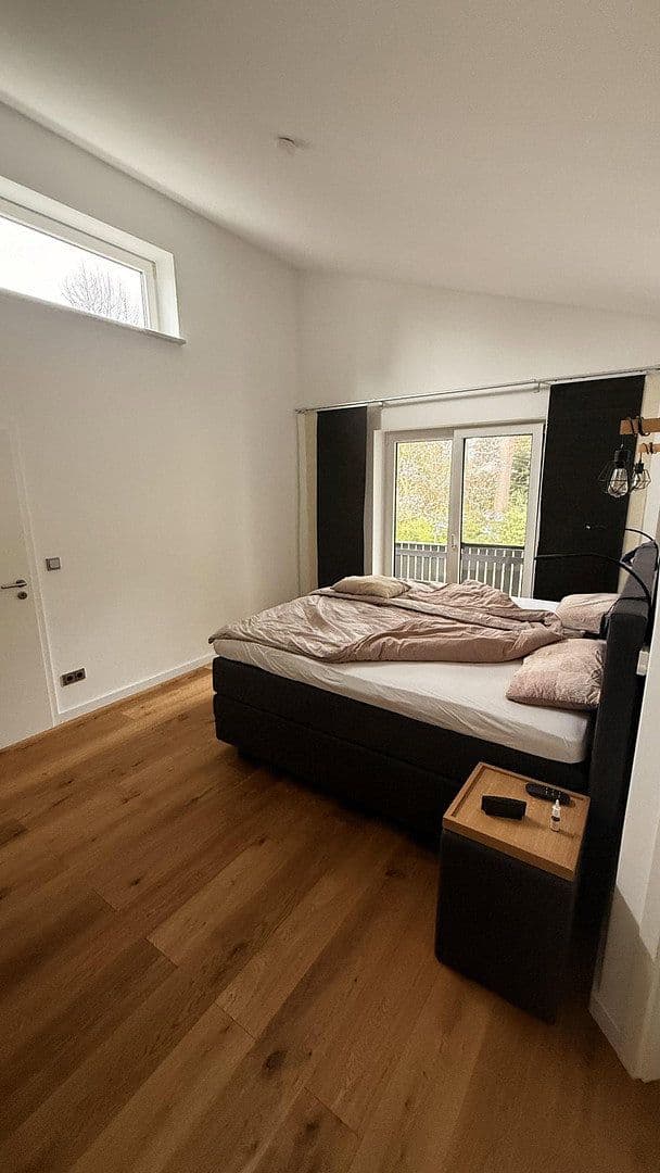 Prenájom domu 200 m², pozemek 1.333 m², Seevetal, Dolné Sasko Prenájom domu 200 m², pozemek 1.333 m², Seevetal, Dolné Sasko