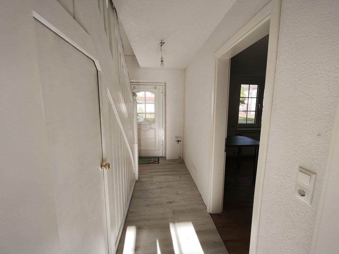 Predaj domu 88 m², pozemek 250 m², Ringweg 26, Gräfenhainichen, Sasko-Anhaltsko Predaj domu 88 m², pozemek 250 m², Ringweg 26, Gräfenhainichen, Sasko-Anhaltsko
