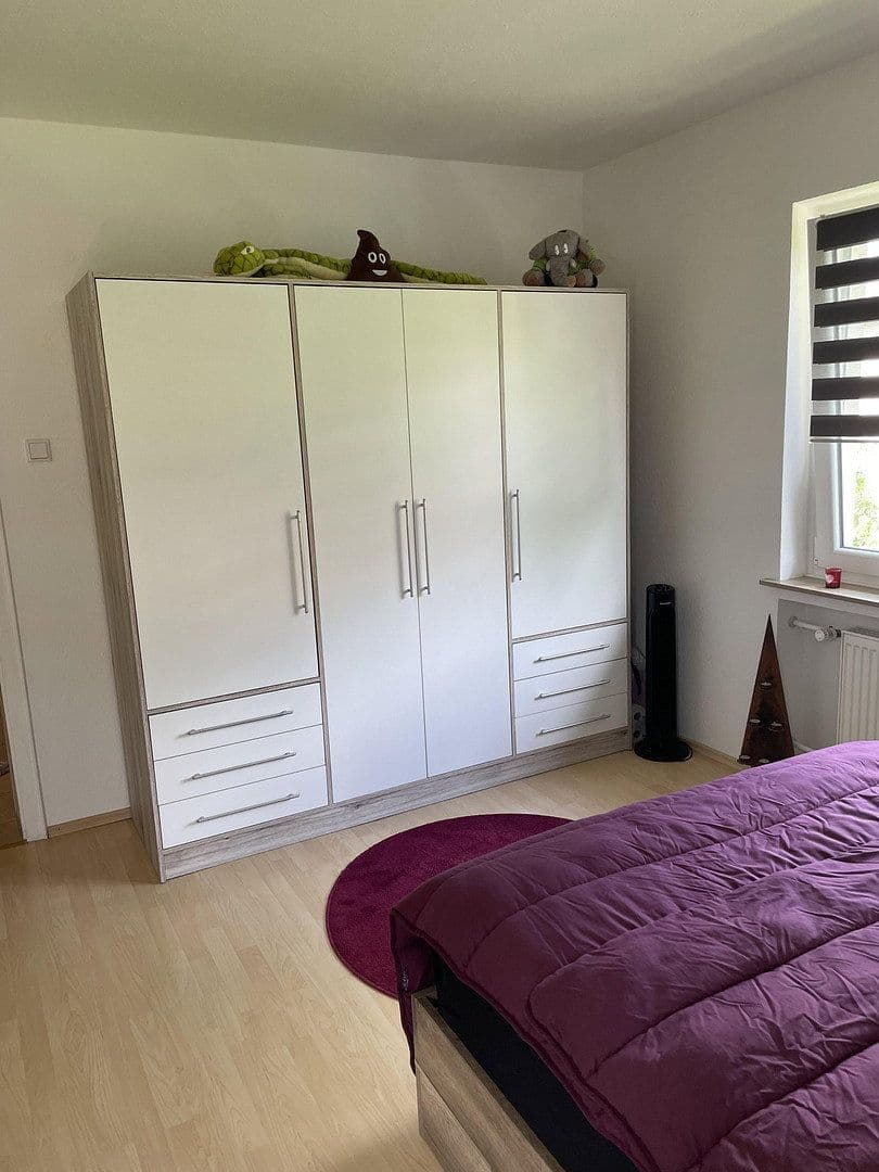 Prenájom bytu 4-izbový 90 m², Schieder-Schwalenberg, Severné Porýnie - Westfálsko Prenájom bytu 4-izbový 90 m², Schieder-Schwalenberg, Severné Porýnie - Westfálsko