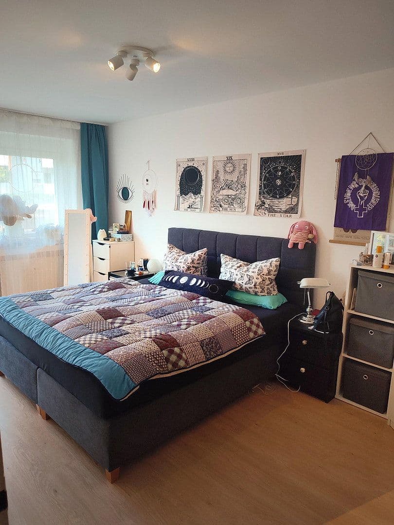 Prenájom bytu 3-izbový 98 m², Spittlertorgraben 35, Nürnberg, Bavorsko Prenájom bytu 3-izbový 98 m², Spittlertorgraben 35, Nürnberg, Bavorsko