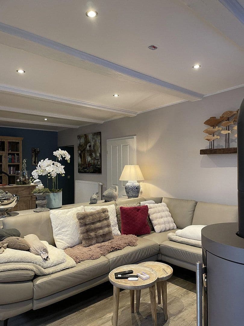 Predaj domu 220 m², pozemek 440 m², Brauereistraße 2, Krummhörn, Dolné Sasko Predaj domu 220 m², pozemek 440 m², Brauereistraße 2, Krummhörn, Dolné Sasko
