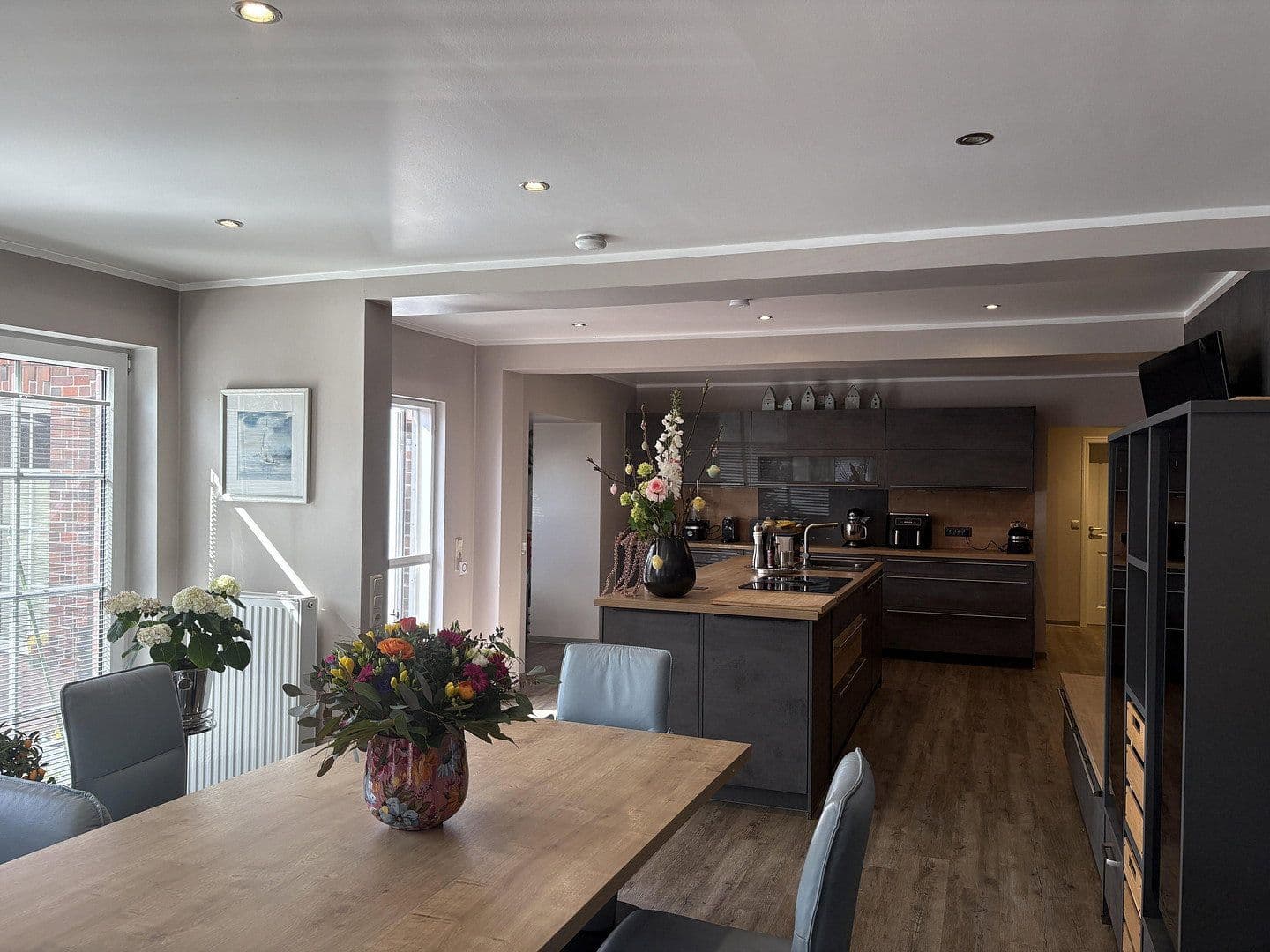 Predaj domu 220 m², pozemek 440 m², Brauereistraße 2, Krummhörn, Dolné Sasko Predaj domu 220 m², pozemek 440 m², Brauereistraße 2, Krummhörn, Dolné Sasko