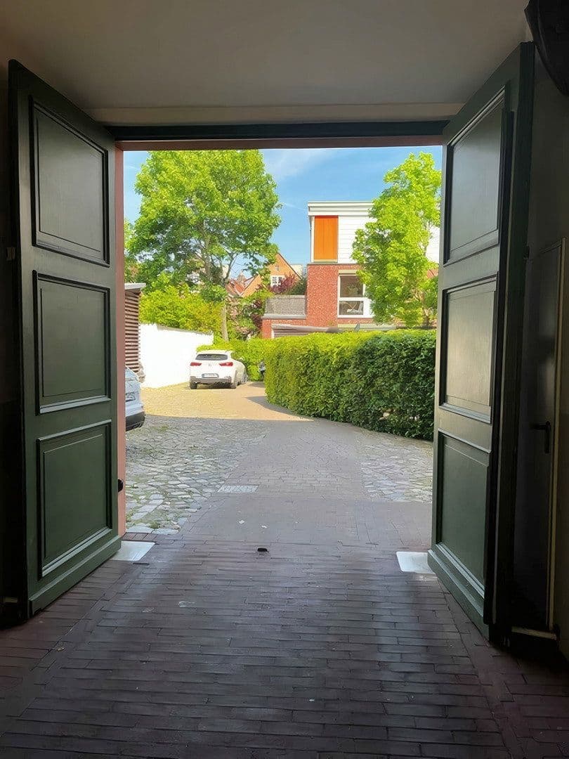 Prenájom bytu 3-izbový 90 m², Gutenbergstraße 83, Potsdam, Brandenbursko Prenájom bytu 3-izbový 90 m², Gutenbergstraße 83, Potsdam, Brandenbursko