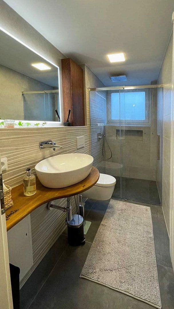 Prenájom bytu 2-izbový 53 m², Berlin, Berlín Prenájom bytu 2-izbový 53 m², Berlin, Berlín
