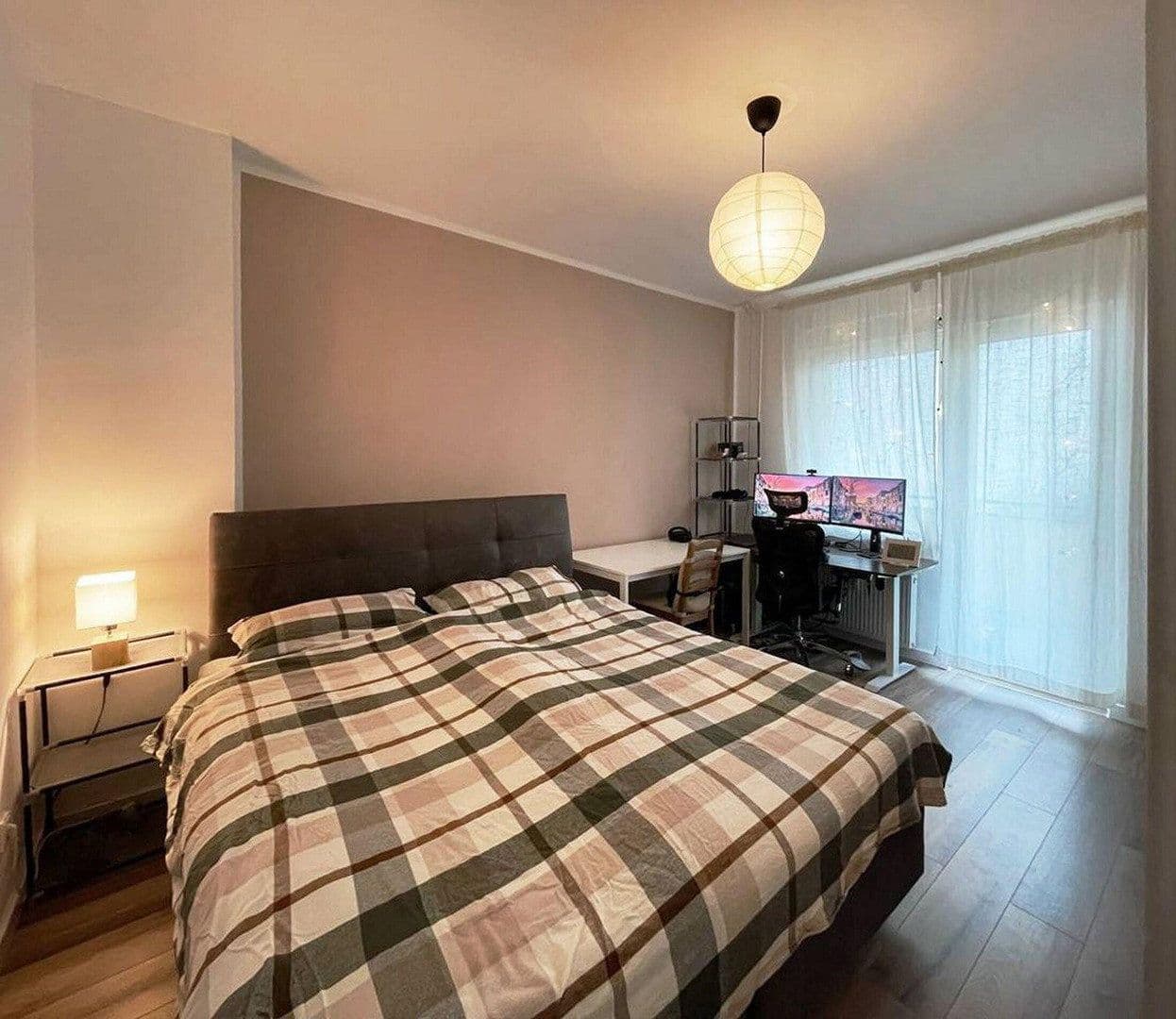 Prenájom bytu 2-izbový 53 m², Berlin, Berlín Prenájom bytu 2-izbový 53 m², Berlin, Berlín