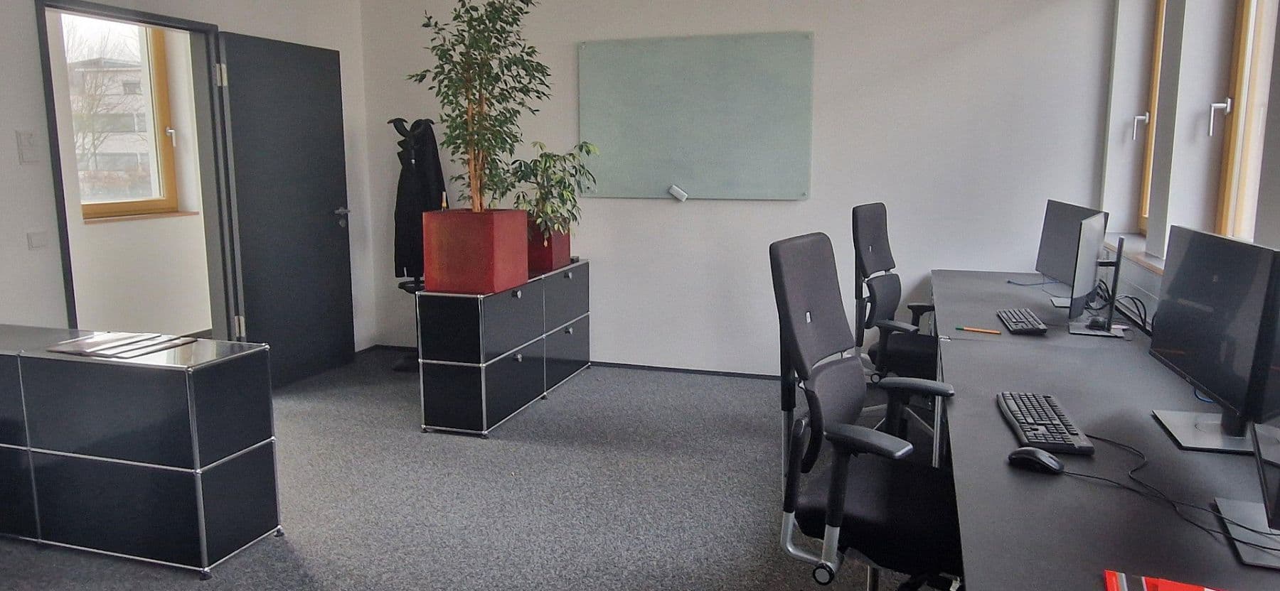Prenájom kancelárie 190 m², Dieselstrase 10 71254 Ditzingen, Ditzingen, Bádensko-Wurttembersko Prenájom kancelárie 190 m², Dieselstrase 10 71254 Ditzingen, Ditzingen, Bádensko-Wurttembersko
