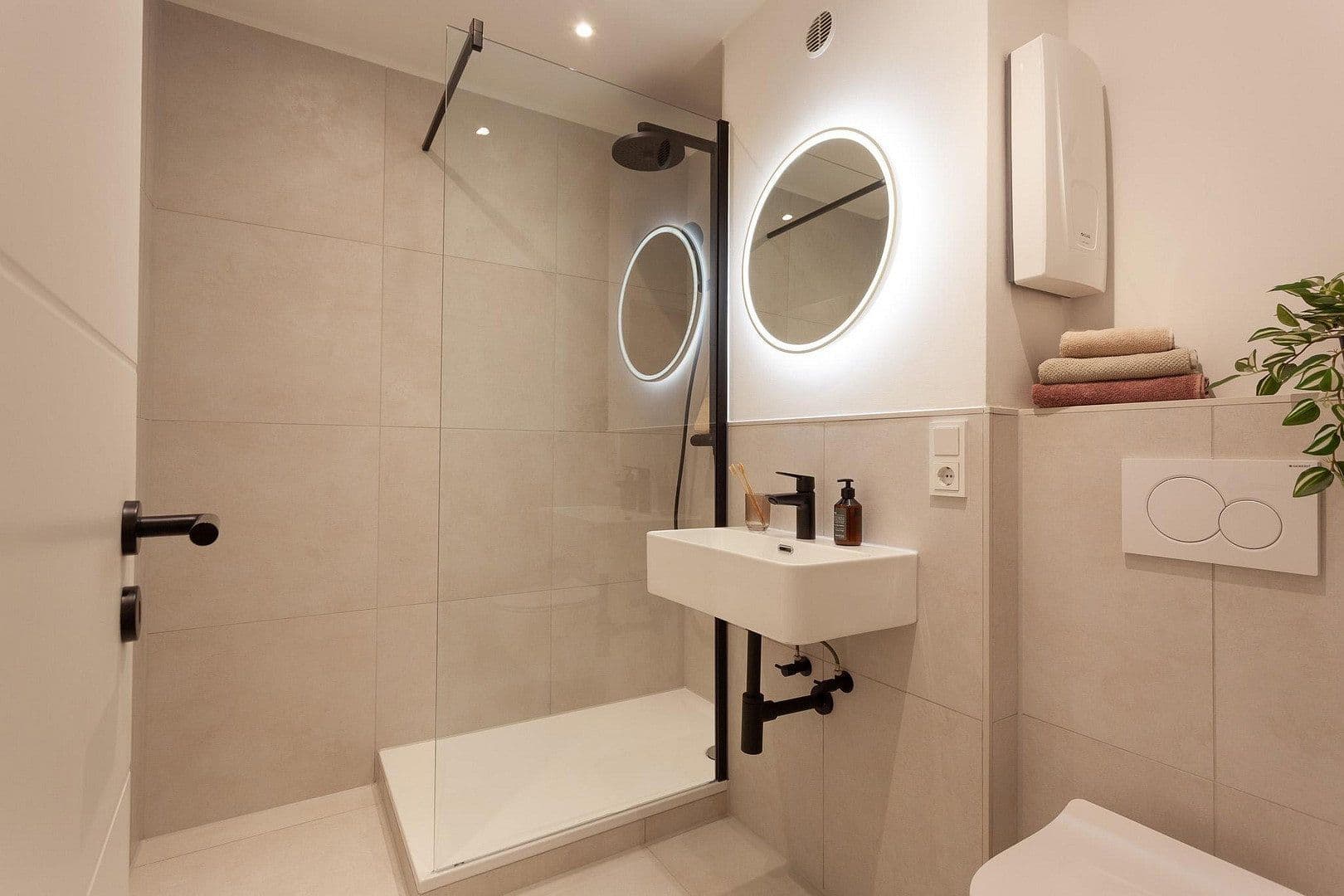 Predaj bytu 3-izbový 79 m², Mülheim an der Ruhr, Severné Porýnie - Westfálsko Predaj bytu 3-izbový 79 m², Mülheim an der Ruhr, Severné Porýnie - Westfálsko
