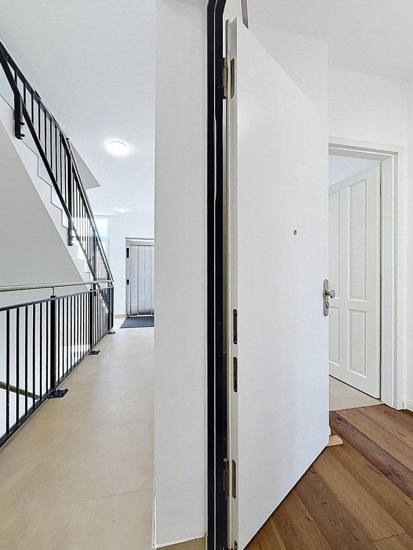 Prenájom bytu 2-izbový 53 m², Berlin, Berlín Prenájom bytu 2-izbový 53 m², Berlin, Berlín