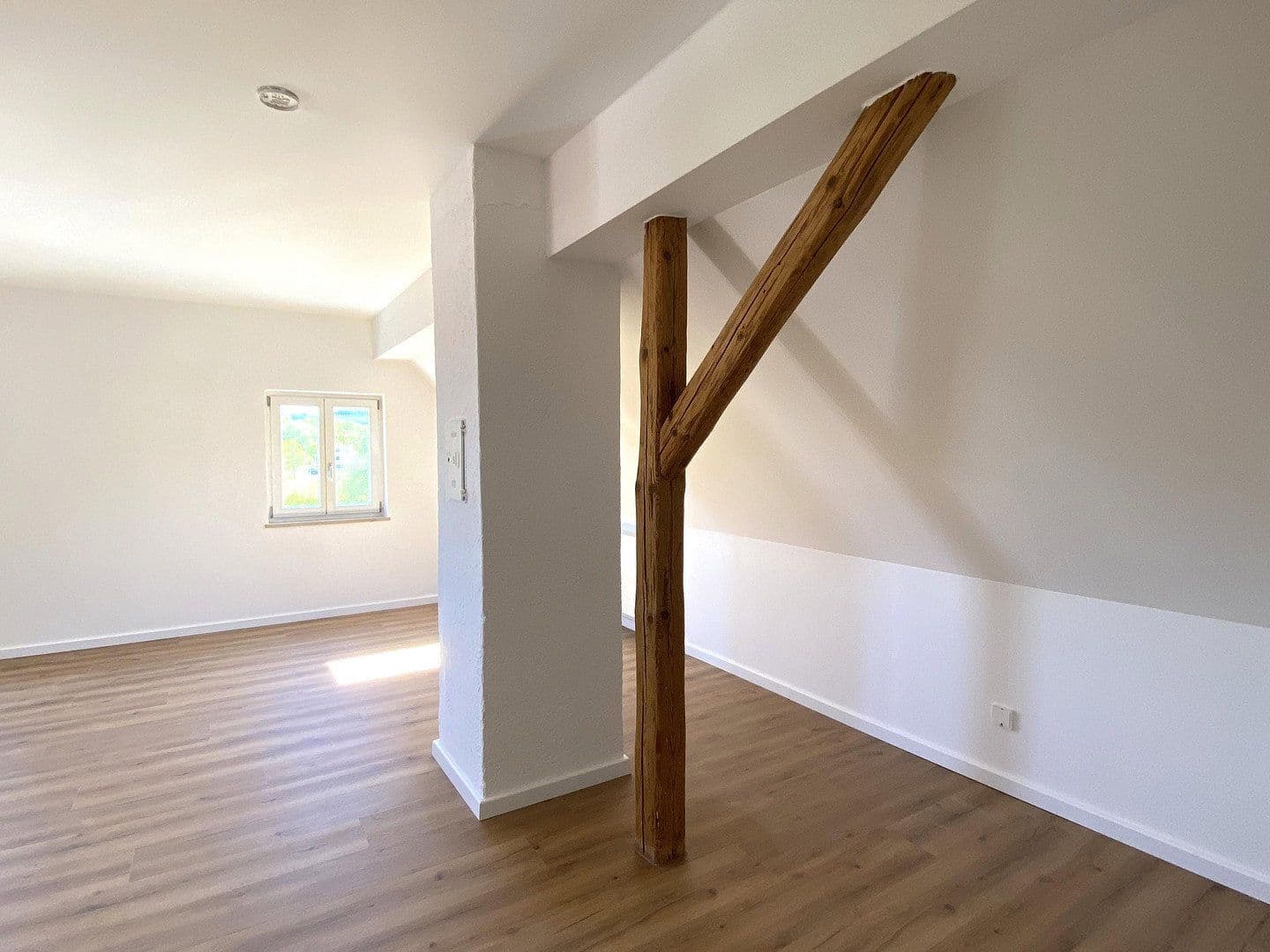 Prenájom bytu 2-izbový 80 m², Neufnachstraße 3, Fischach, Bavorsko Prenájom bytu 2-izbový 80 m², Neufnachstraße 3, Fischach, Bavorsko