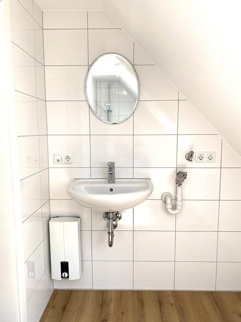Prenájom bytu 2-izbový 80 m², Neufnachstraße 3, Fischach, Bavorsko Prenájom bytu 2-izbový 80 m², Neufnachstraße 3, Fischach, Bavorsko