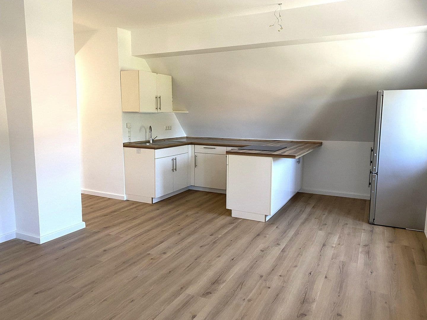 Prenájom bytu 2-izbový 80 m², Neufnachstraße 3, Fischach, Bavorsko Prenájom bytu 2-izbový 80 m², Neufnachstraße 3, Fischach, Bavorsko