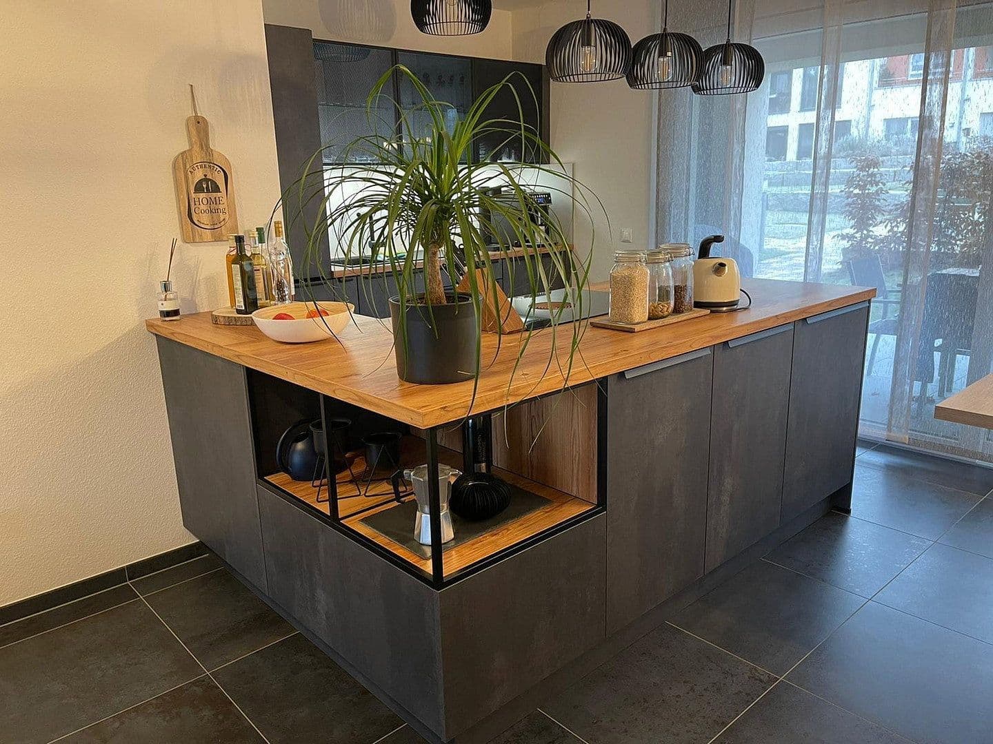 Predaj bytu 3-izbový 105 m², Offenburg, Bádensko-Wurttembersko Predaj bytu 3-izbový 105 m², Offenburg, Bádensko-Wurttembersko