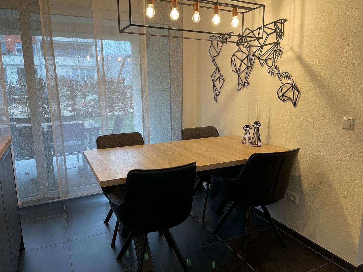 Predaj bytu 3-izbový 105 m², Offenburg, Bádensko-Wurttembersko Predaj bytu 3-izbový 105 m², Offenburg, Bádensko-Wurttembersko