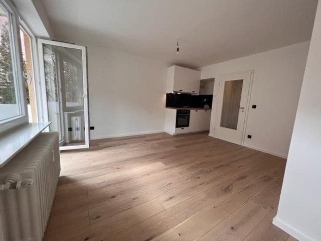Prenájom bytu 1-izbový 28 m², Thusneldastraße 8, München, Bavorsko Prenájom bytu 1-izbový 28 m², Thusneldastraße 8, München, Bavorsko