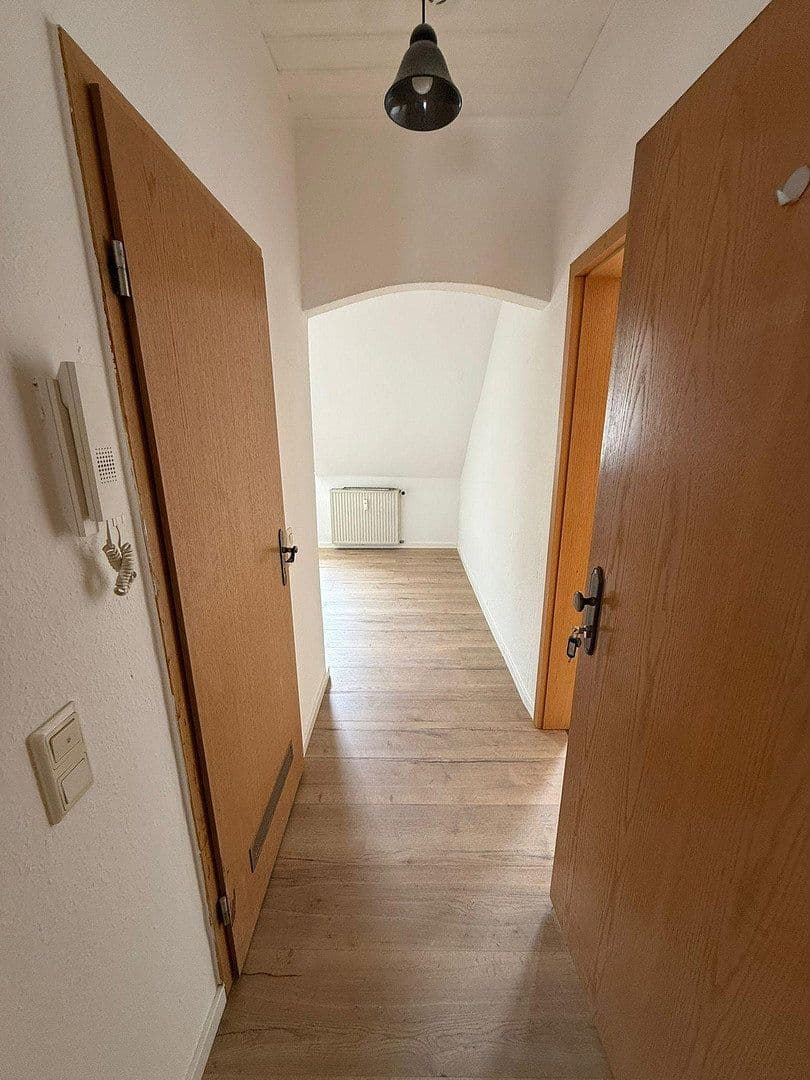 Prenájom bytu 4-izbový 100 m², Hambachstraße 23, Neustadt, Porýnie-Falcko Prenájom bytu 4-izbový 100 m², Hambachstraße 23, Neustadt, Porýnie-Falcko