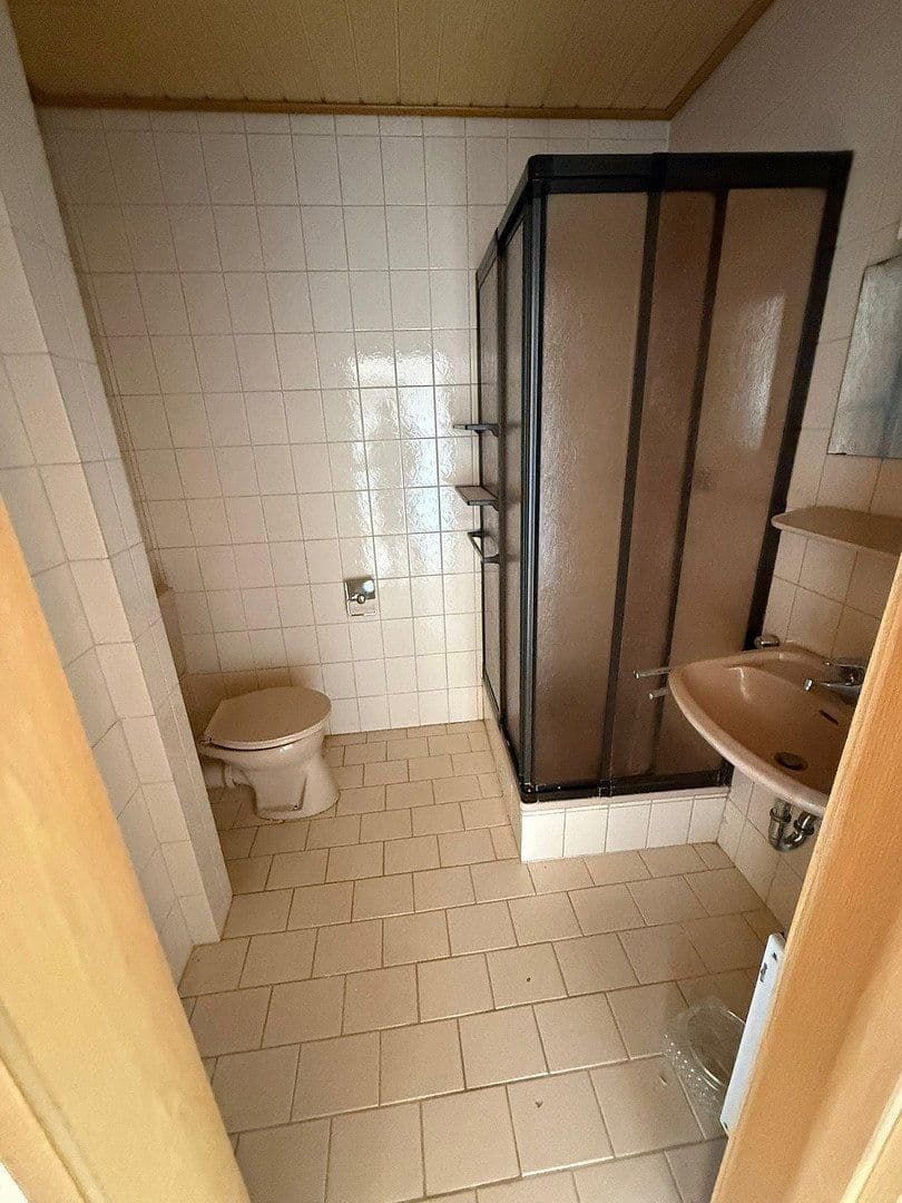 Prenájom bytu 4-izbový 100 m², Hambachstraße 23, Neustadt, Porýnie-Falcko Prenájom bytu 4-izbový 100 m², Hambachstraße 23, Neustadt, Porýnie-Falcko