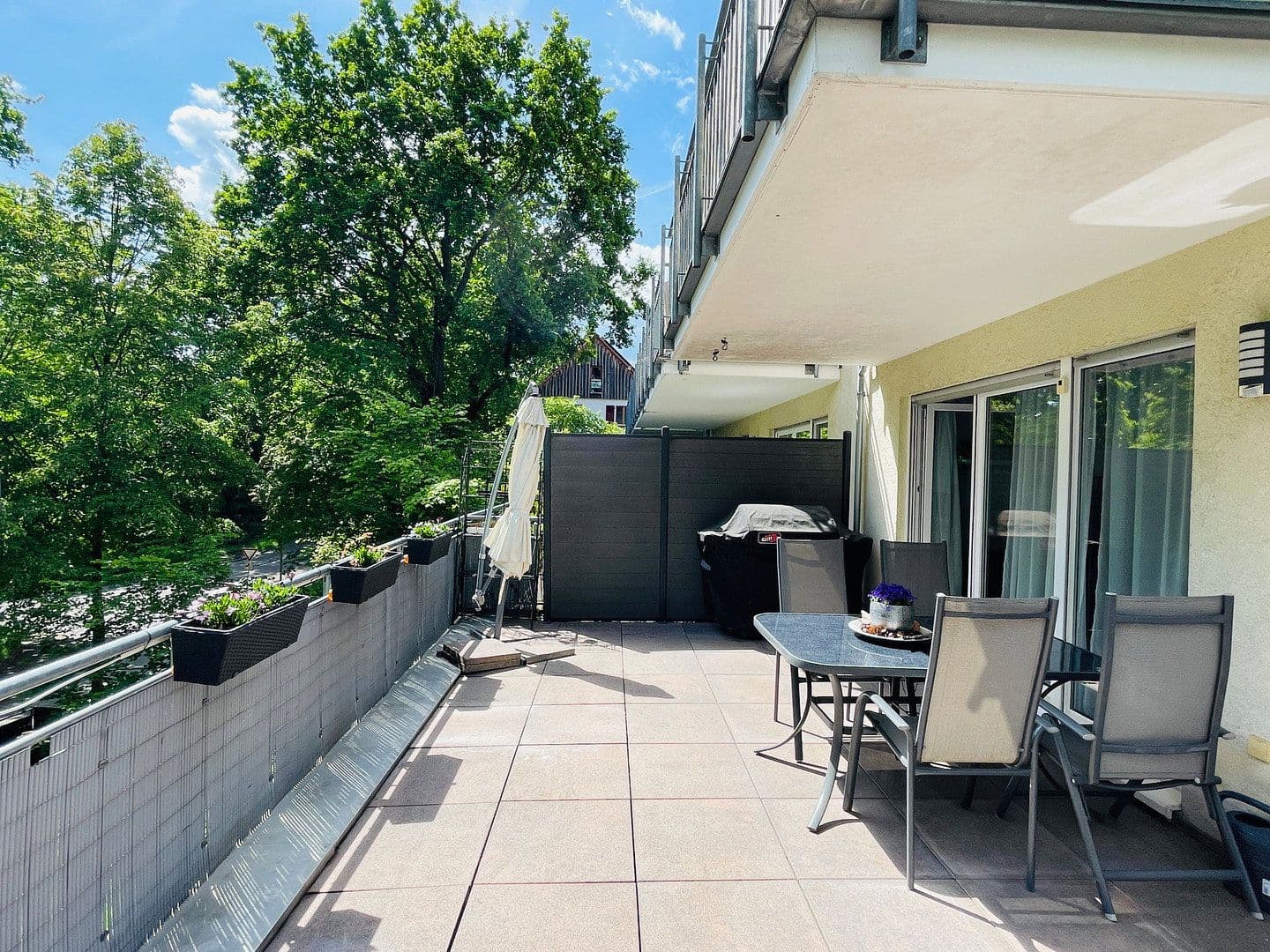 Predaj bytu 3-izbový 97 m², Pforzheim, Bádensko-Wurttembersko Predaj bytu 3-izbový 97 m², Pforzheim, Bádensko-Wurttembersko