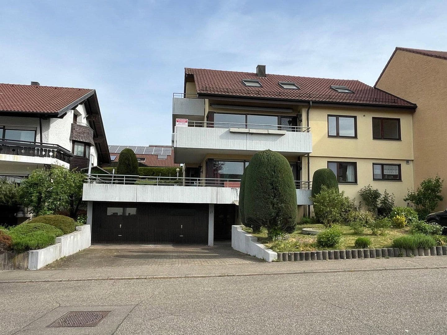 Predaj domu 300 m², pozemek 514 m², Schwaikheim, Bádensko-Wurttembersko Predaj domu 300 m², pozemek 514 m², Schwaikheim, Bádensko-Wurttembersko