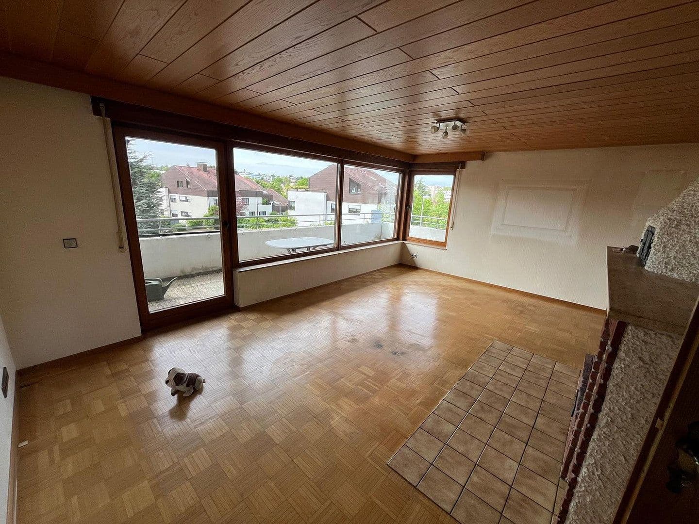 Predaj domu 300 m², pozemek 514 m², Schwaikheim, Bádensko-Wurttembersko Predaj domu 300 m², pozemek 514 m², Schwaikheim, Bádensko-Wurttembersko