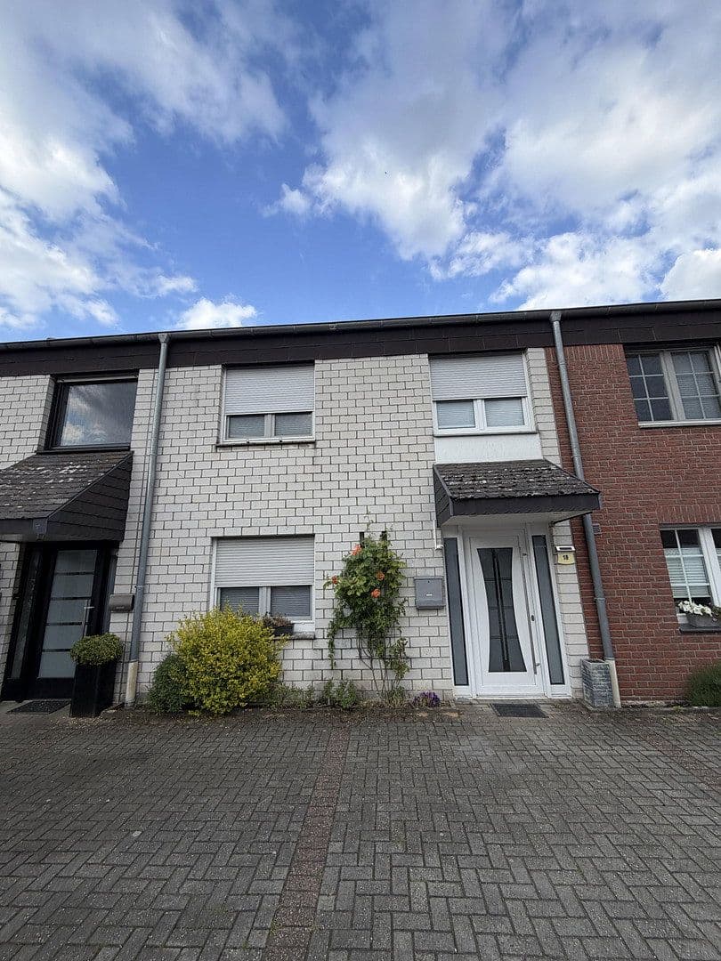 Predaj domu 108 m², pozemek 230 m², Dorsten, Severné Porýnie - Westfálsko Predaj domu 108 m², pozemek 230 m², Dorsten, Severné Porýnie - Westfálsko