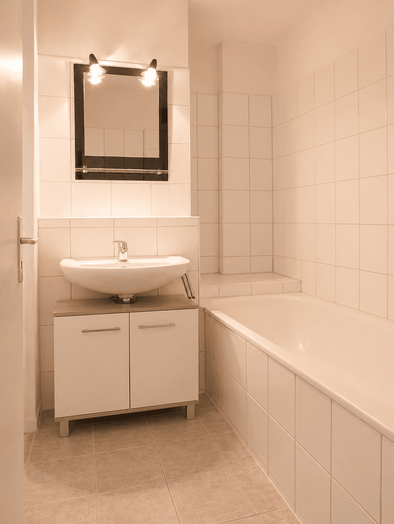 Predaj bytu 2-izbový 41 m², Köln, Severné Porýnie - Westfálsko Predaj bytu 2-izbový 41 m², Köln, Severné Porýnie - Westfálsko