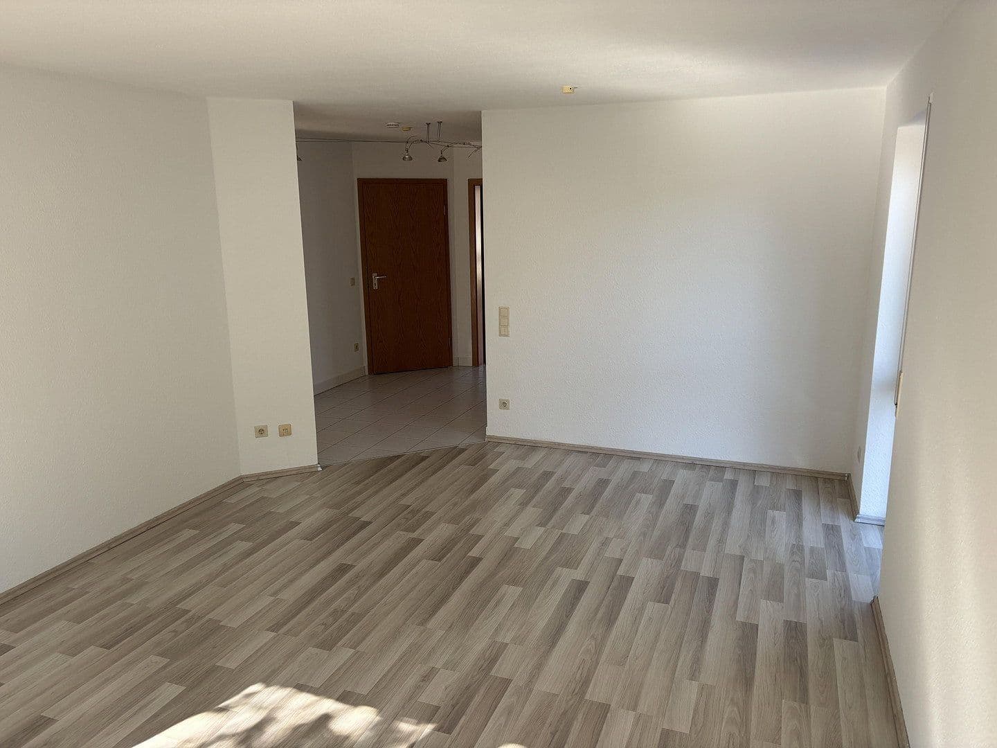 Predaj bytu 3-izbový 76 m², Weinstadt, Bádensko-Wurttembersko Predaj bytu 3-izbový 76 m², Weinstadt, Bádensko-Wurttembersko