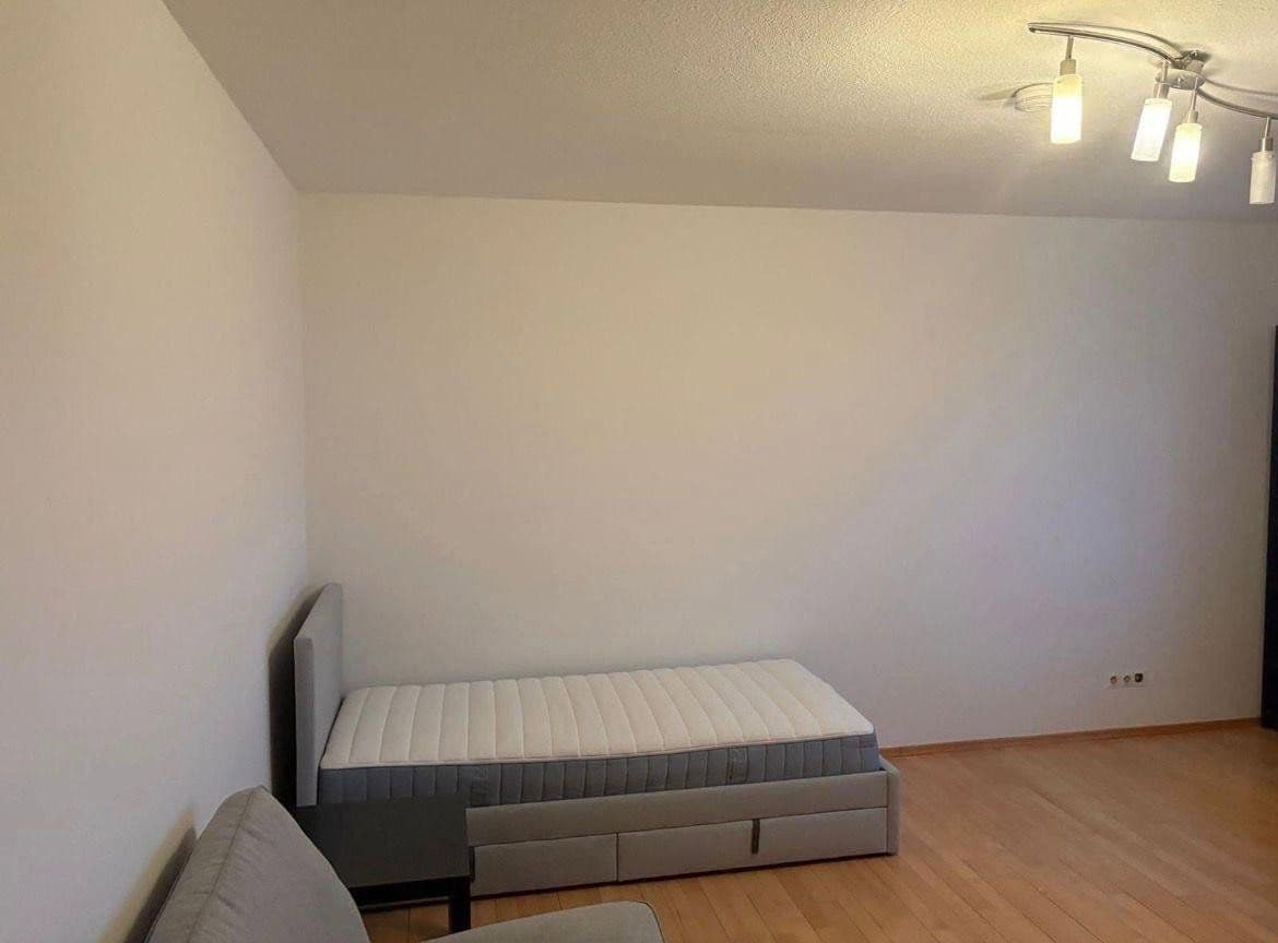 Prenájom bytu 1-izbový 33 m², Erlangen, Bavorsko Prenájom bytu 1-izbový 33 m², Erlangen, Bavorsko