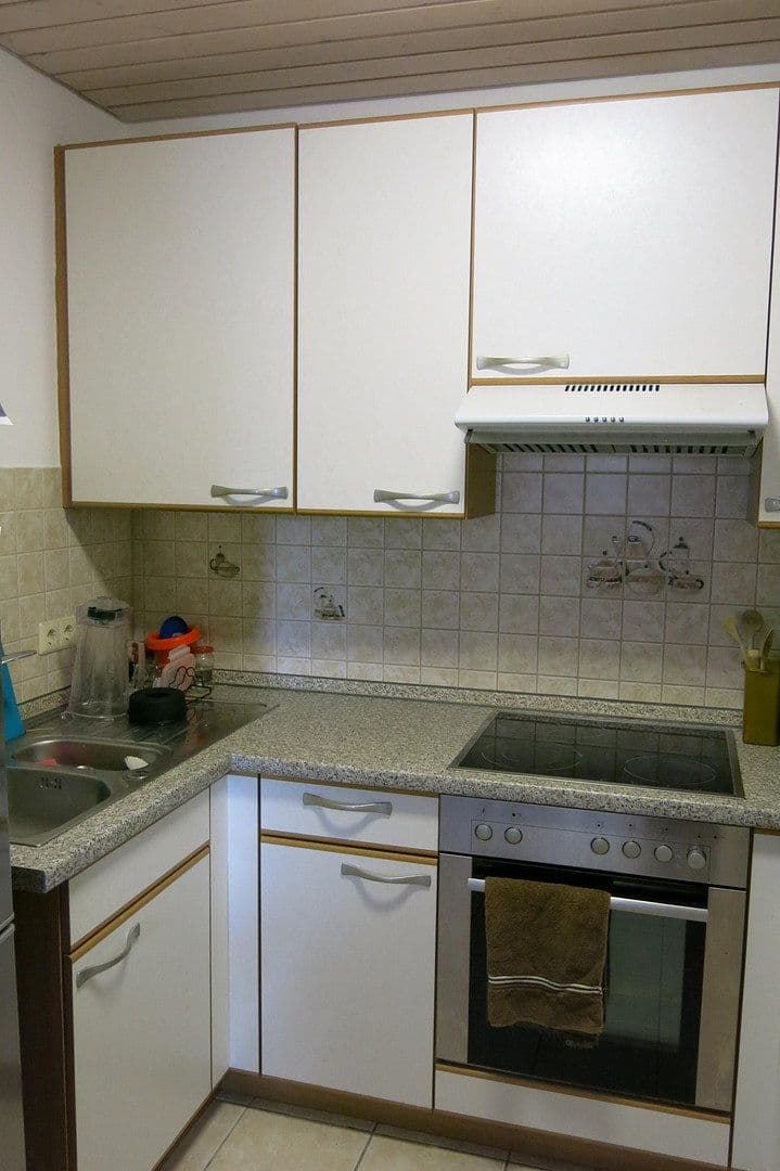 Prenájom bytu 2-izbový 60 m², Zell unter Aichelberg, Bádensko-Wurttembersko Prenájom bytu 2-izbový 60 m², Zell unter Aichelberg, Bádensko-Wurttembersko