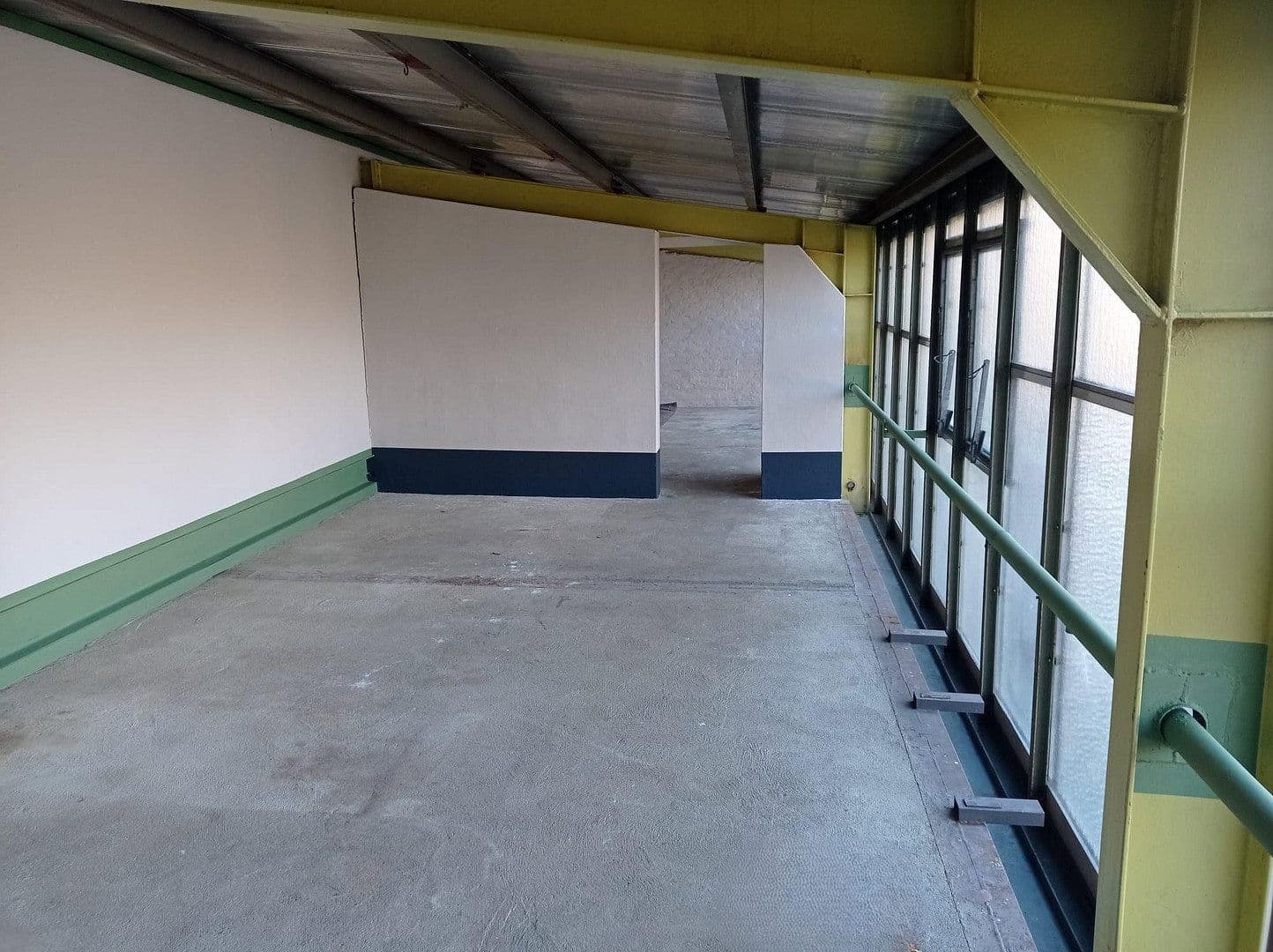 Prenájom nebytového priestoru 9.536 m², Niesky, Sasko Prenájom nebytového priestoru 9.536 m², Niesky, Sasko