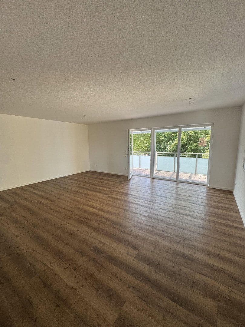 Prenájom bytu 3-izbový 84 m², Freilassing, Bavorsko Prenájom bytu 3-izbový 84 m², Freilassing, Bavorsko