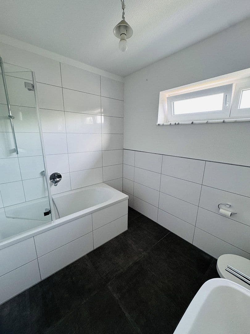 Prenájom bytu 3-izbový 84 m², Freilassing, Bavorsko Prenájom bytu 3-izbový 84 m², Freilassing, Bavorsko