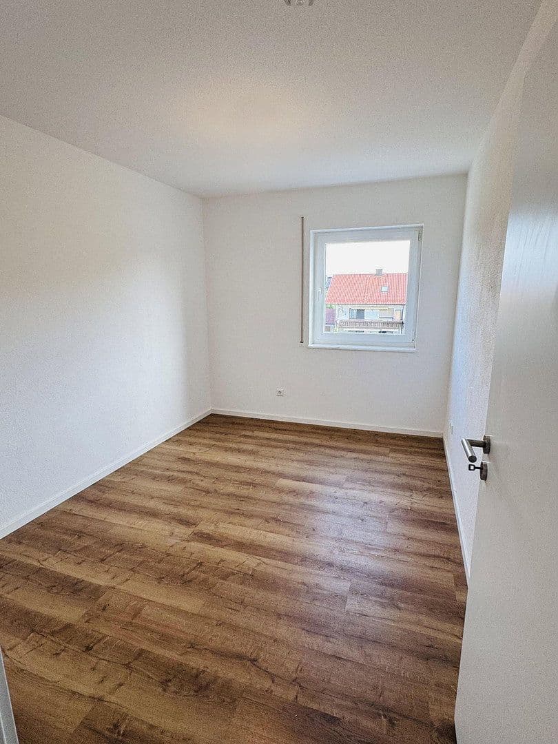 Prenájom bytu 3-izbový 84 m², Freilassing, Bavorsko Prenájom bytu 3-izbový 84 m², Freilassing, Bavorsko