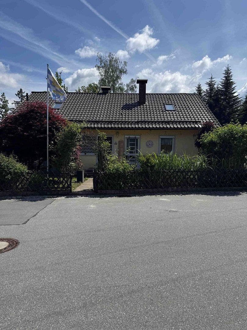 Prenájom bytu 3-izbový 88 m², Waldstraße 33, Salzweg, Bavorsko Prenájom bytu 3-izbový 88 m², Waldstraße 33, Salzweg, Bavorsko