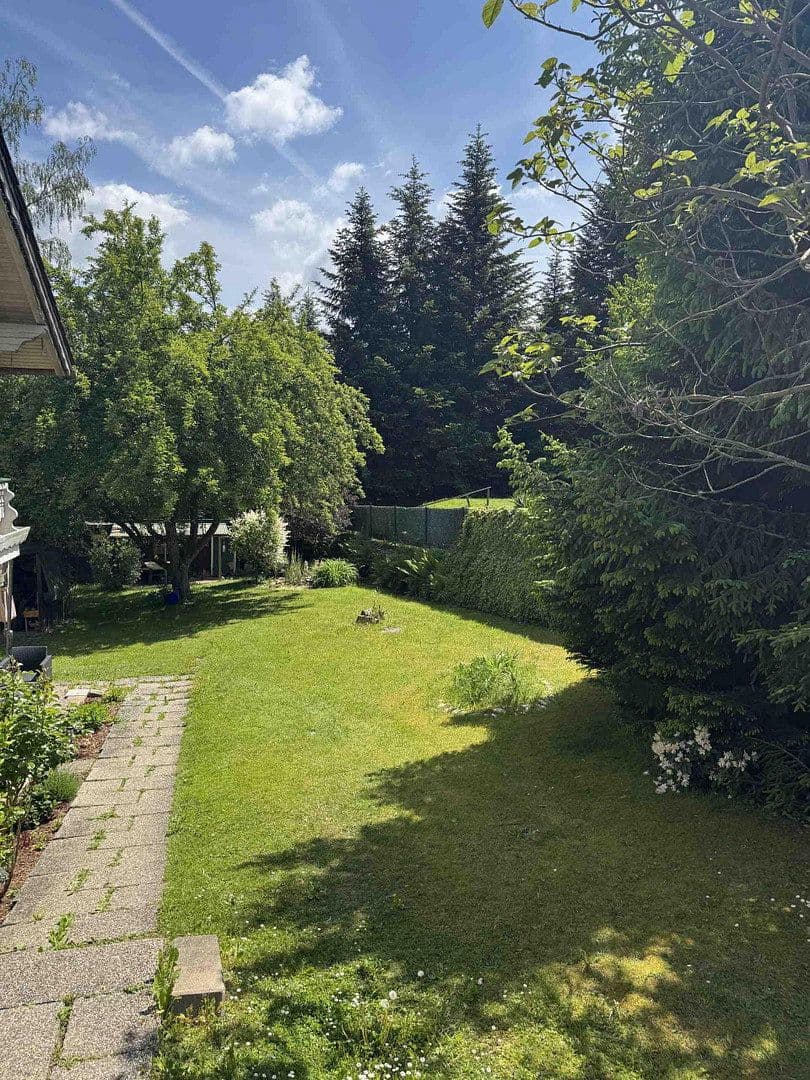 Prenájom bytu 3-izbový 88 m², Waldstraße 33, Salzweg, Bavorsko Prenájom bytu 3-izbový 88 m², Waldstraße 33, Salzweg, Bavorsko