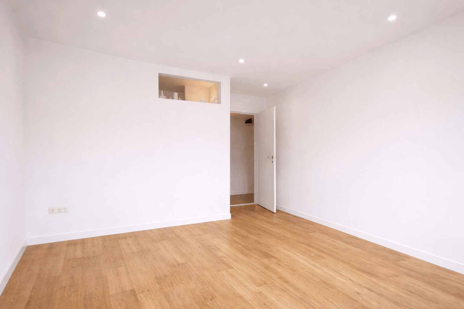 Predaj bytu 3-izbový 71 m², Schleißheimer Str. 186, München, Bavorsko Predaj bytu 3-izbový 71 m², Schleißheimer Str. 186, München, Bavorsko