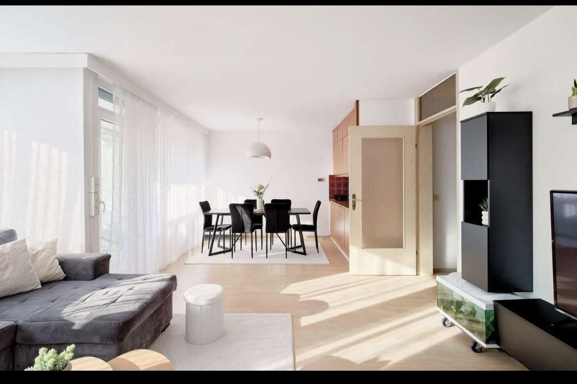 Prenájom bytu 2-izbový 68 m², Salierstr. 36, Waiblingen, Bádensko-Wurttembersko Prenájom bytu 2-izbový 68 m², Salierstr. 36, Waiblingen, Bádensko-Wurttembersko
