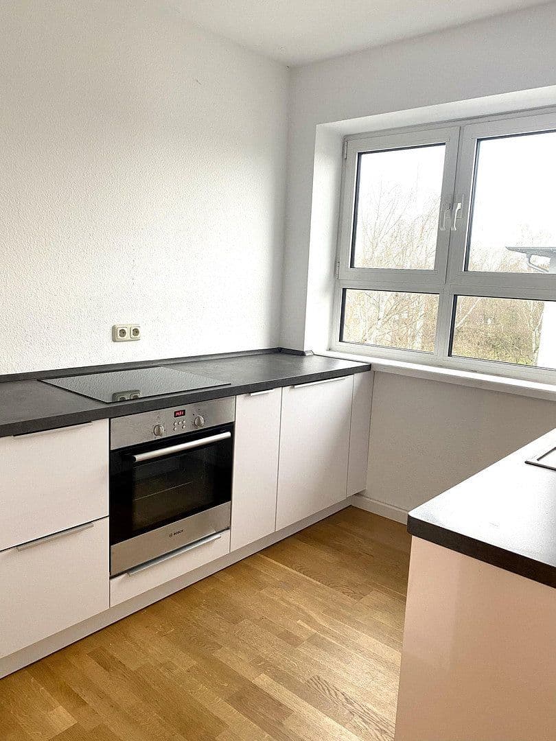 Prenájom bytu 2-izbový 50 m², Jugenheimer Str. 48a, Frankfurt am Main, Hesensko Prenájom bytu 2-izbový 50 m², Jugenheimer Str. 48a, Frankfurt am Main, Hesensko