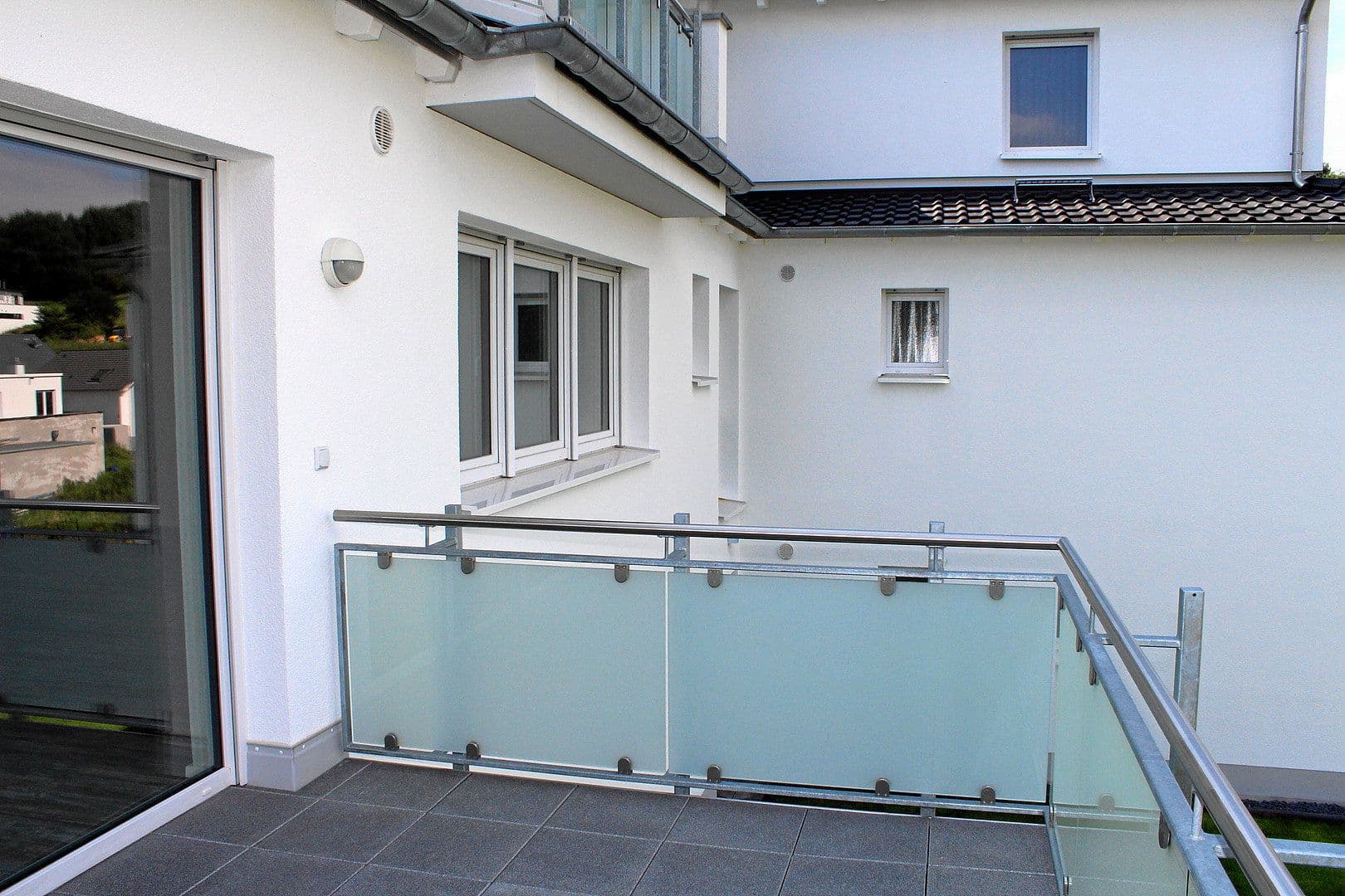 Prenájom bytu 3-izbový 94 m², Domblick 61, Königswinter, Severné Porýnie - Westfálsko Prenájom bytu 3-izbový 94 m², Domblick 61, Königswinter, Severné Porýnie - Westfálsko