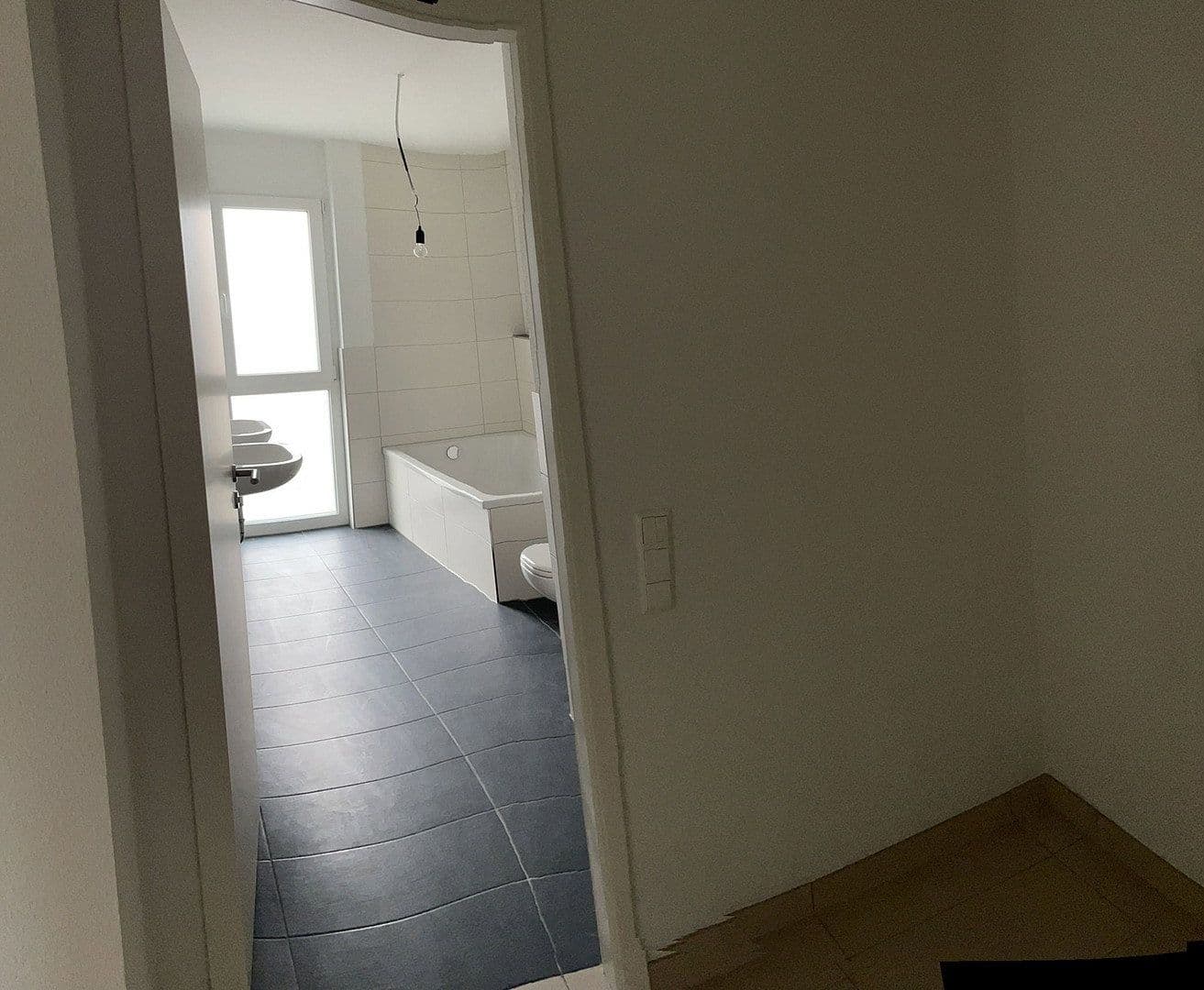 Prenájom bytu 3-izbový 80 m², Bahnhofstraße 2b, Bad Schönborn, Bádensko-Wurttembersko Prenájom bytu 3-izbový 80 m², Bahnhofstraße 2b, Bad Schönborn, Bádensko-Wurttembersko