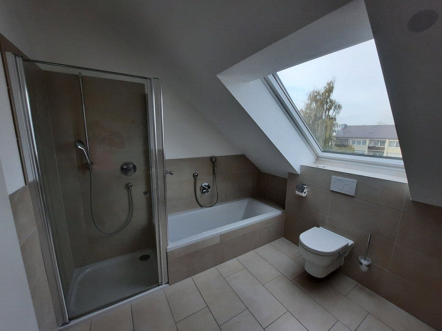 Prenájom bytu 2-izbový 93 m², Haltmayrstraße, Ingolstadt, Bavorsko Prenájom bytu 2-izbový 93 m², Haltmayrstraße, Ingolstadt, Bavorsko