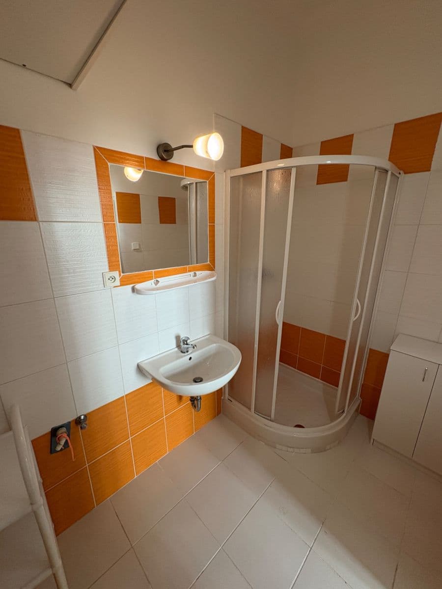 Prenájom bytu 1-izbový 35 m², Dukelských hrdinů, Praha, Praha Prenájom bytu 1-izbový 35 m², Dukelských hrdinů, Praha, Praha