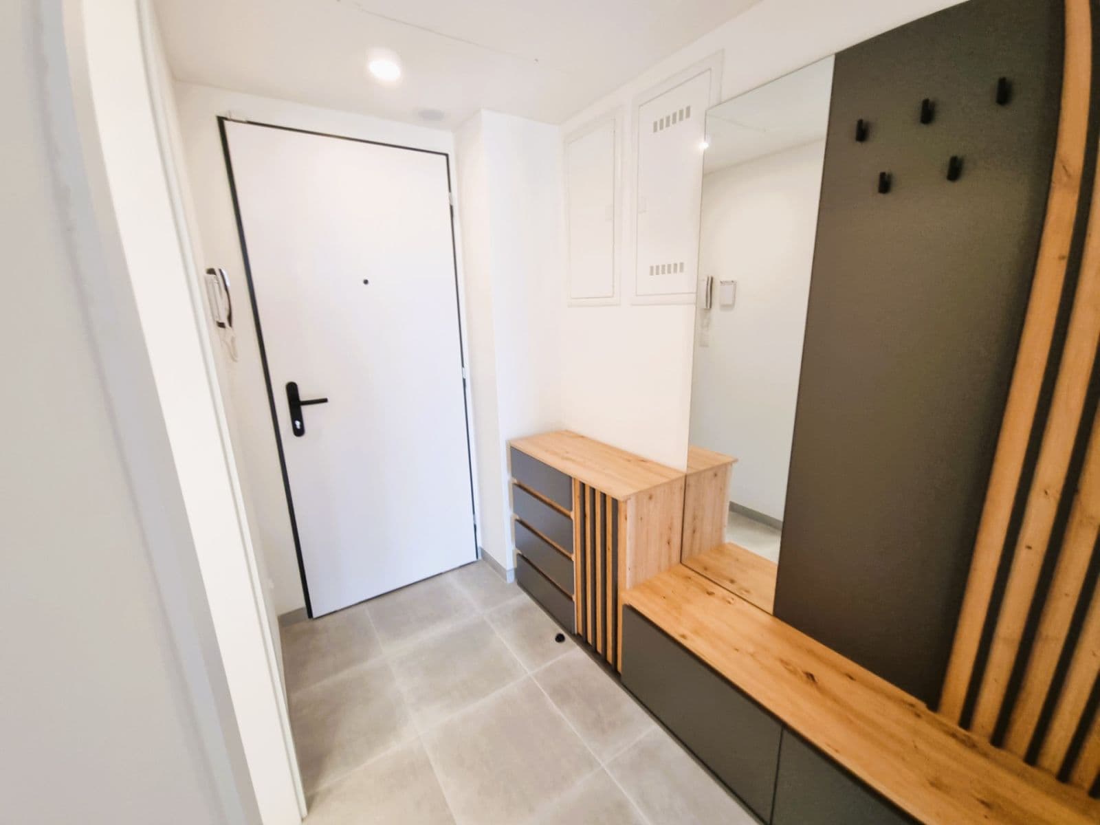 Prenájom bytu 3-izbový 57 m², Kobyliská, Praha, Praha Prenájom bytu 3-izbový 57 m², Kobyliská, Praha, Praha
